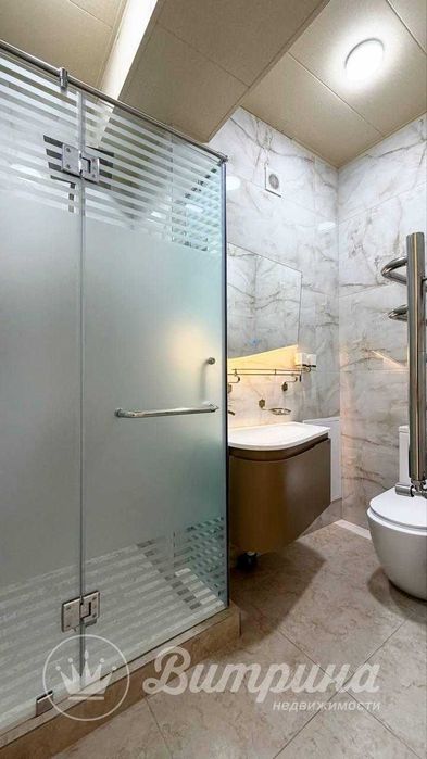 4-комнатная квартира на Ойбеке/ Шох Мед Центр. Мирабад