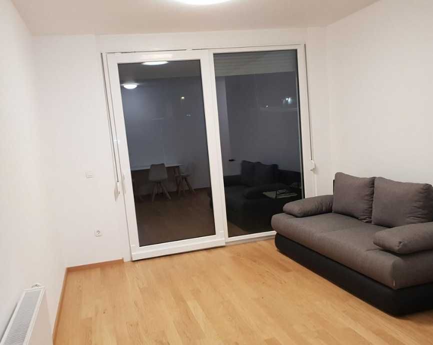 Дава се под наем Тристаен апартамент в Пловдив, Каменица 1 - 110 кв.м за 359.04 € - Снимка #4