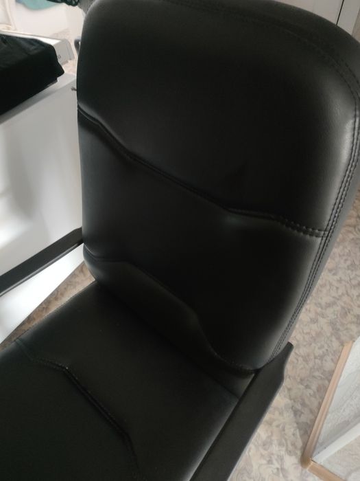 Продам кресло регулируюется