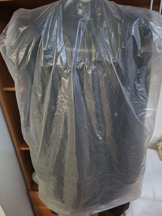 Vand palton din piele pentru dame