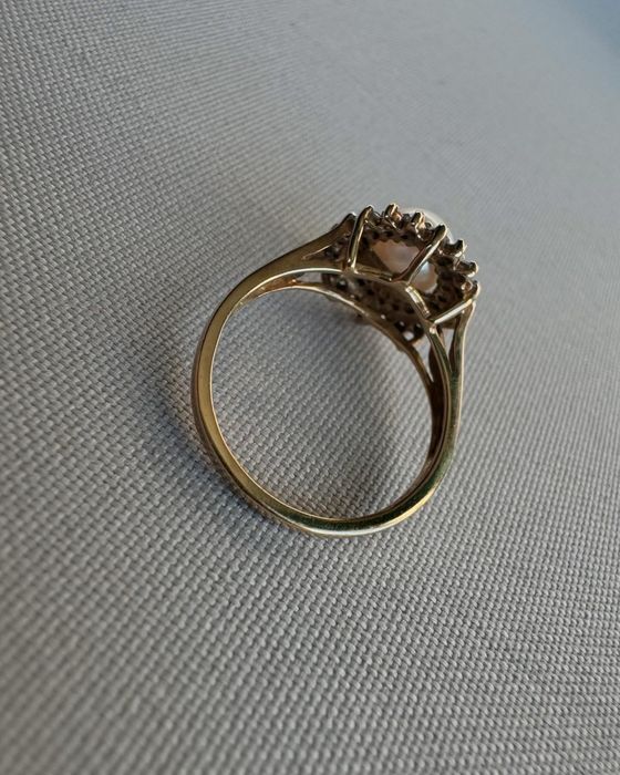 Inel din aur, perla si diamante