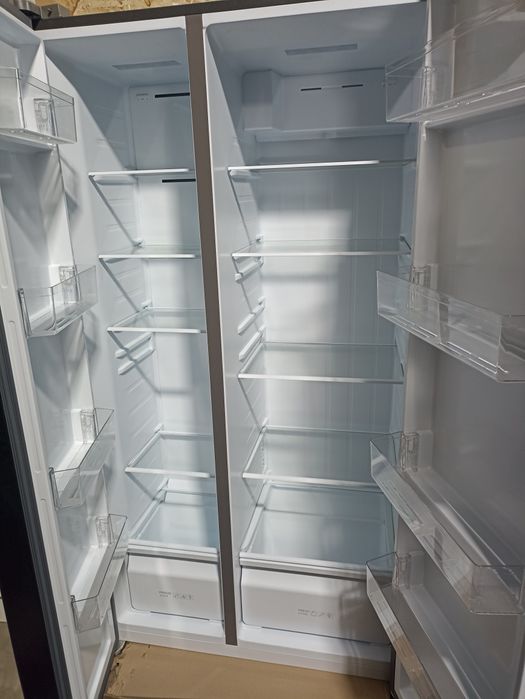 TCL P520SBBG новый холодильник