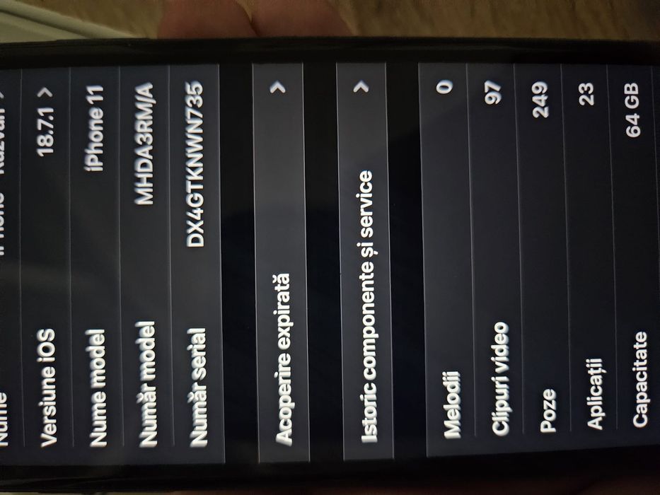 Vand iphone 11,stare impecabila,capaciatatea bateriei 74%