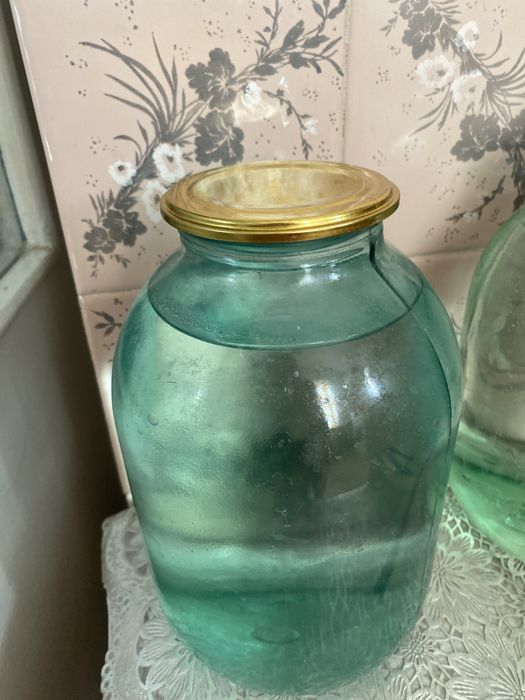 Банки 2-х литровые; 3-х литровые