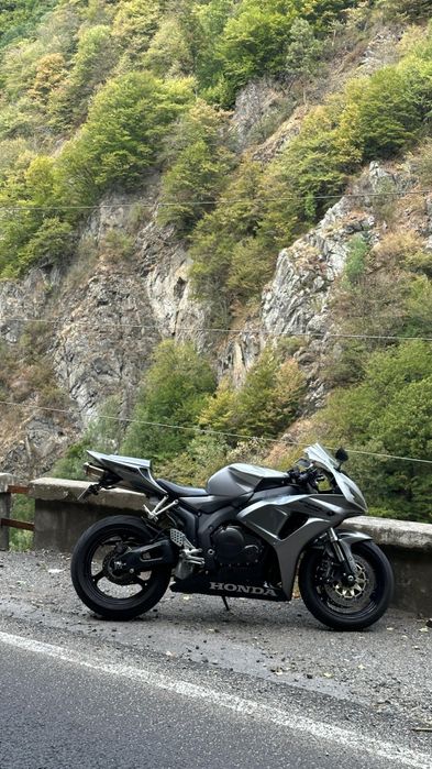 dezmembrari honda cbr 1000 rr fireblade