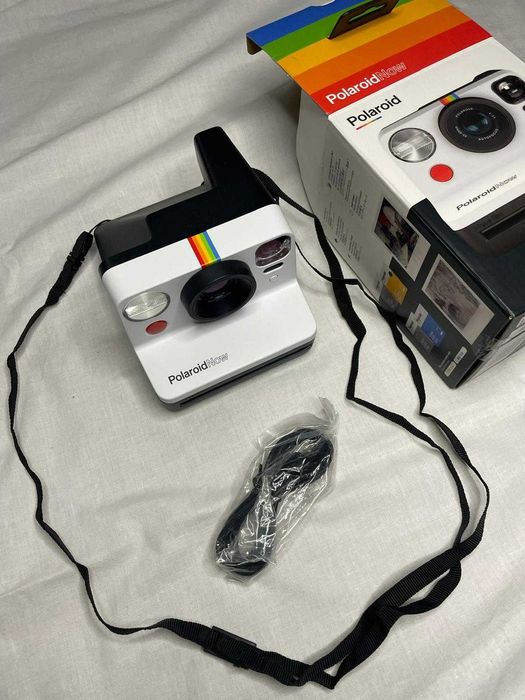 Polaroid Now - Aparat foto instant B&W