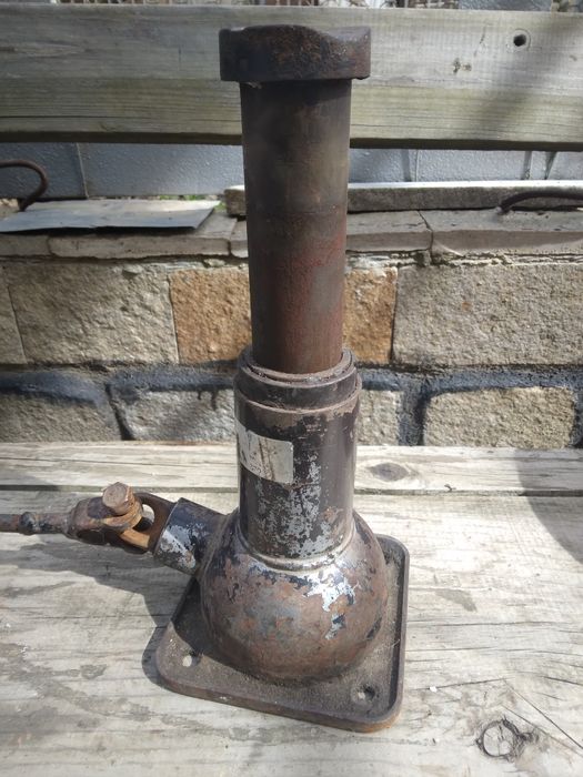 Крик за кола универсален