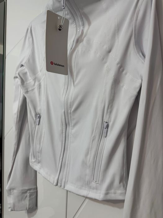 Set Lululemon (jachetă cropped+colanți)