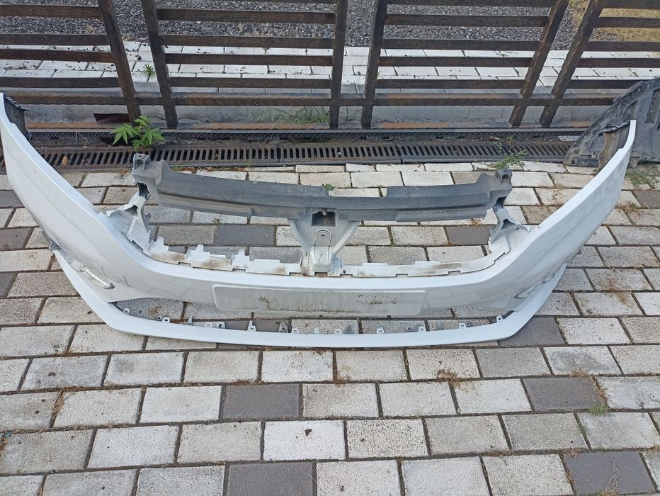 Bara fata, spate,  alba și gri, radiator AC si interculer Logan3