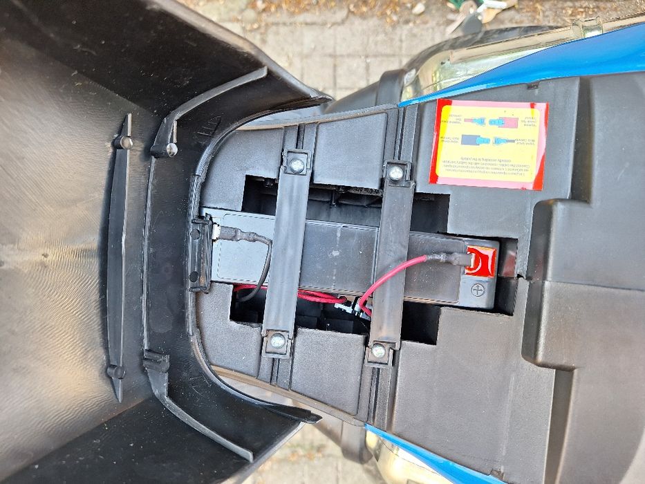 Акумулаторен детски мотор