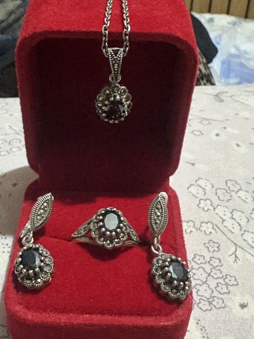 Серебро 925 пробы,срочно