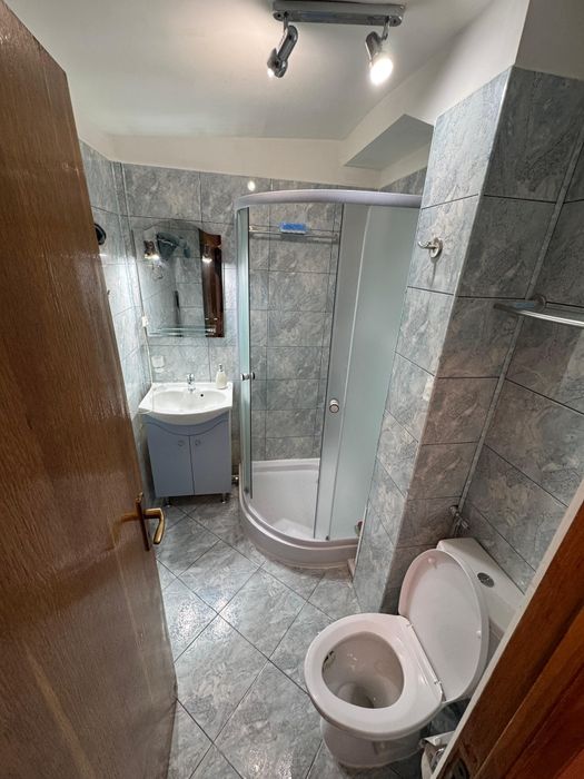 Închiriez Apartament 2 camere