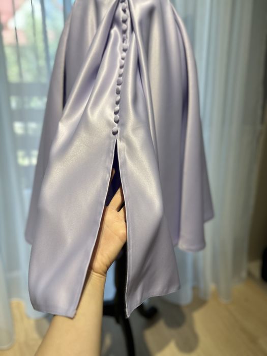 Rochie, purtată o dată, 390 lei