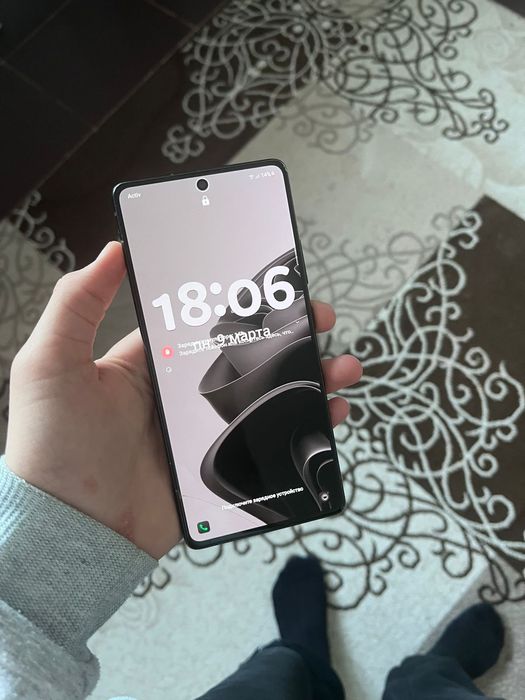 продаю Samsung s10 lite