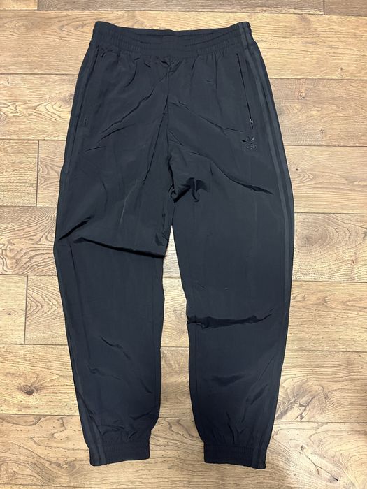 adidas панталон.