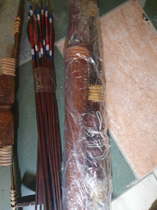 Декорация за стена,лък дърво,стрели