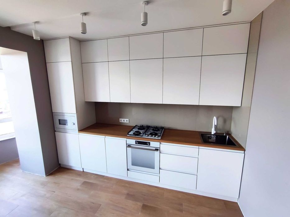Mobilă Deva orice model și dimensiuni