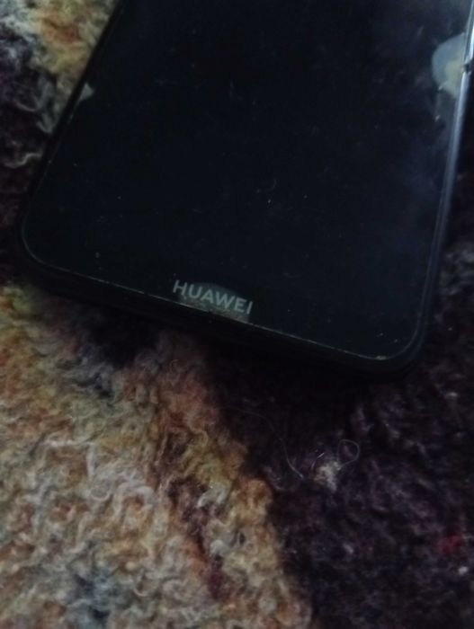 Telefon Huawei y19 2019