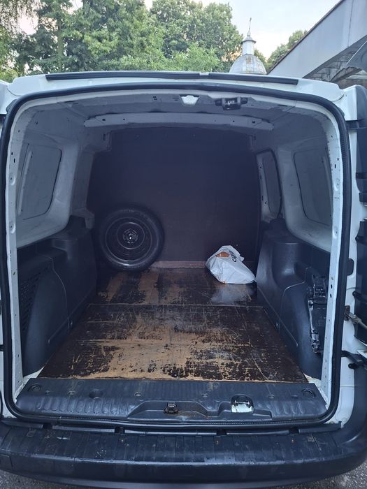 RENAULT Kangoo 0 — imagine 4