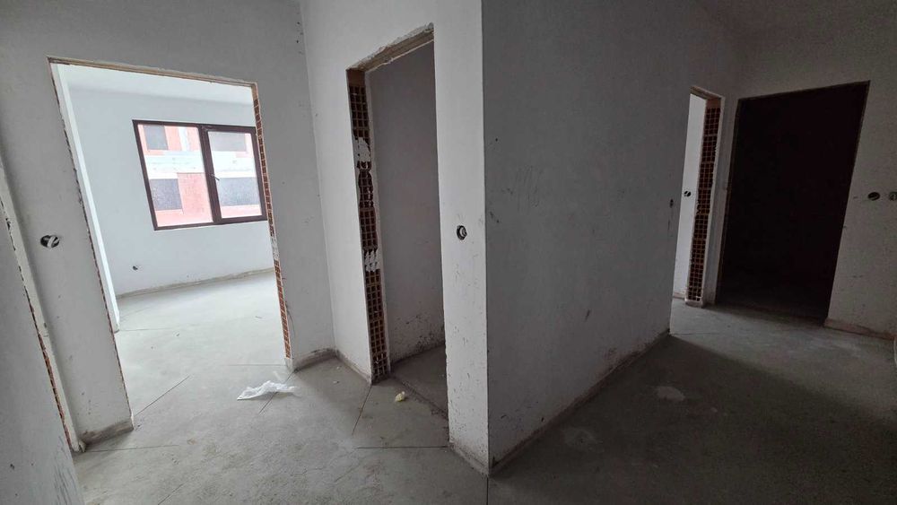 Продава се Тристаен апартамент в Свиленград - 106 кв.м за 11321 €/кв.м - Снимка #1