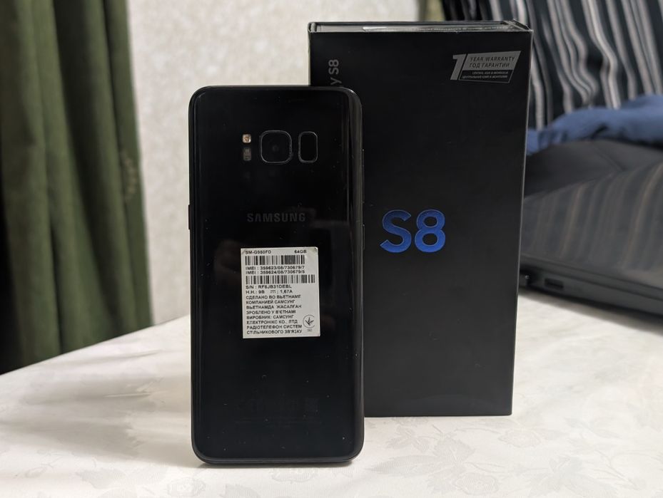 Samsung s8,64gb.Обмен и торг имеется