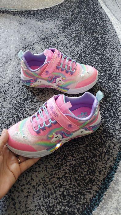 Adidași Unicorn Chaser by SKECHERS