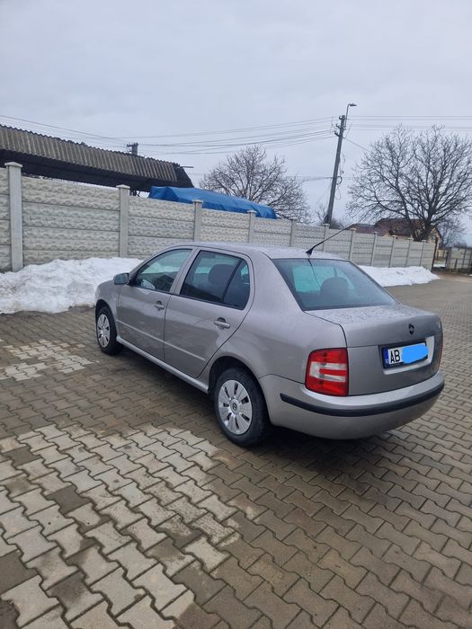 Vând Skoda Fabia 1,2