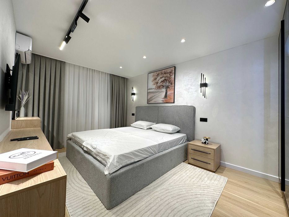 СРОЧНО Продается 3в4 комнатная Мирабад ул Фидокор кирпич балкон 2х6