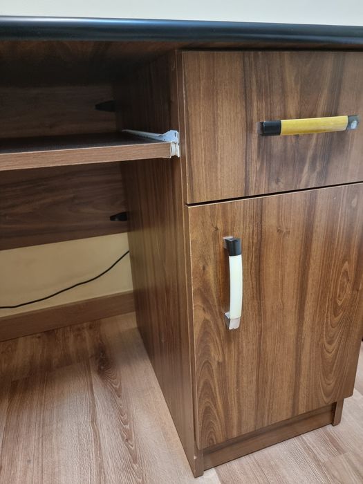 Birou solid pentru PC 141 x 66 x 77