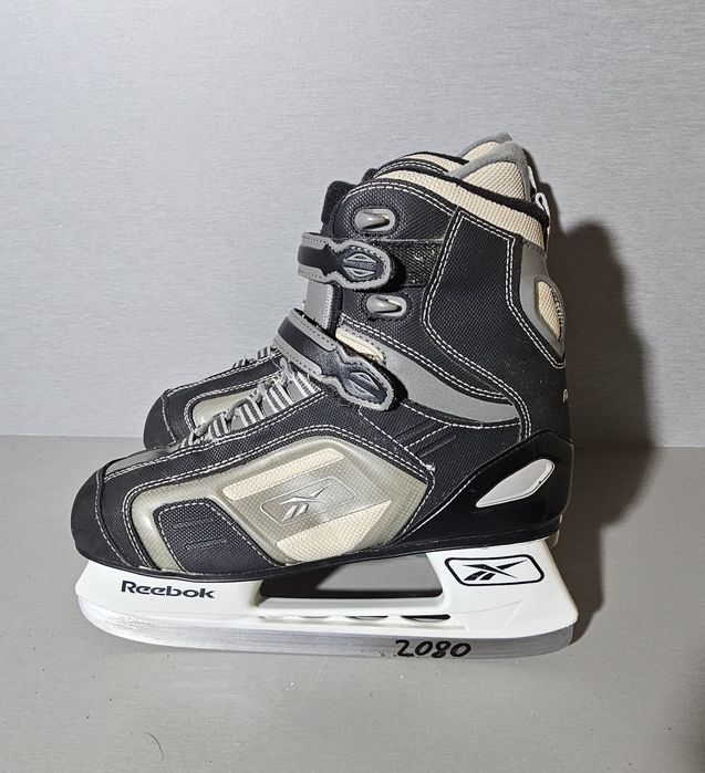 Patine 2080 hochei hockey Reebok   marime 43-44   ( 29   cm lungime interioara).