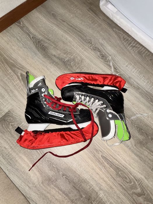 Продам коньки Bauer xls