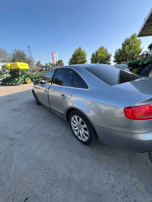 AUDI A4 2009 — imagine 3