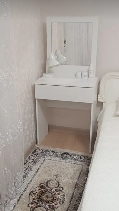 Туалетный столик с зеркалом Oynali kiyinish stoli