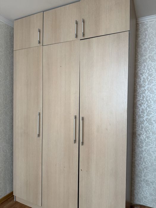 Шкаф 10 тыс в хорошем состоянии