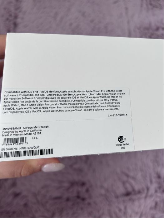 Airpods Max.