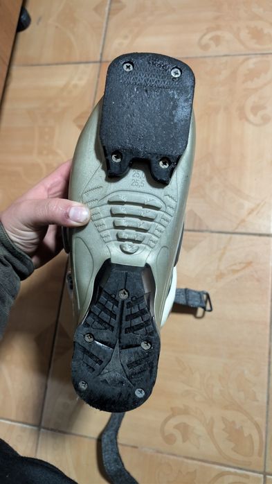 Clăpari Atomic 25.0/25.5