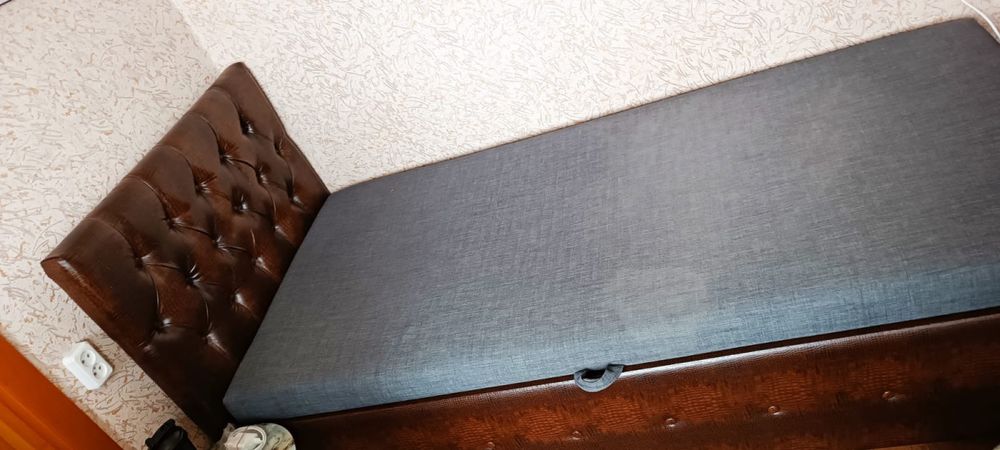 Продаю кровать