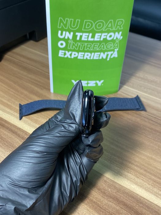 Apple Watch 10 / 46 mm / GPS / Black