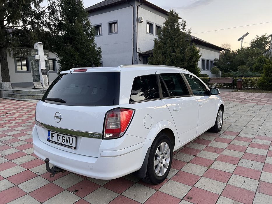 Opel astea H 2012 1.7 Cdti