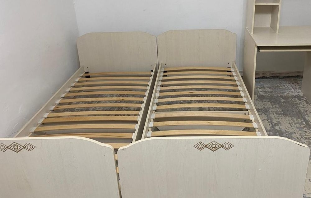 Новый кровать одно местный