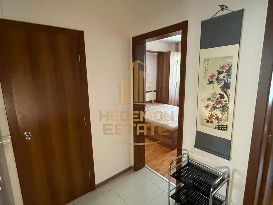 2-стаен в Варна, област-к.к. Св.Св. Константин и Елена площ 70 цена 1