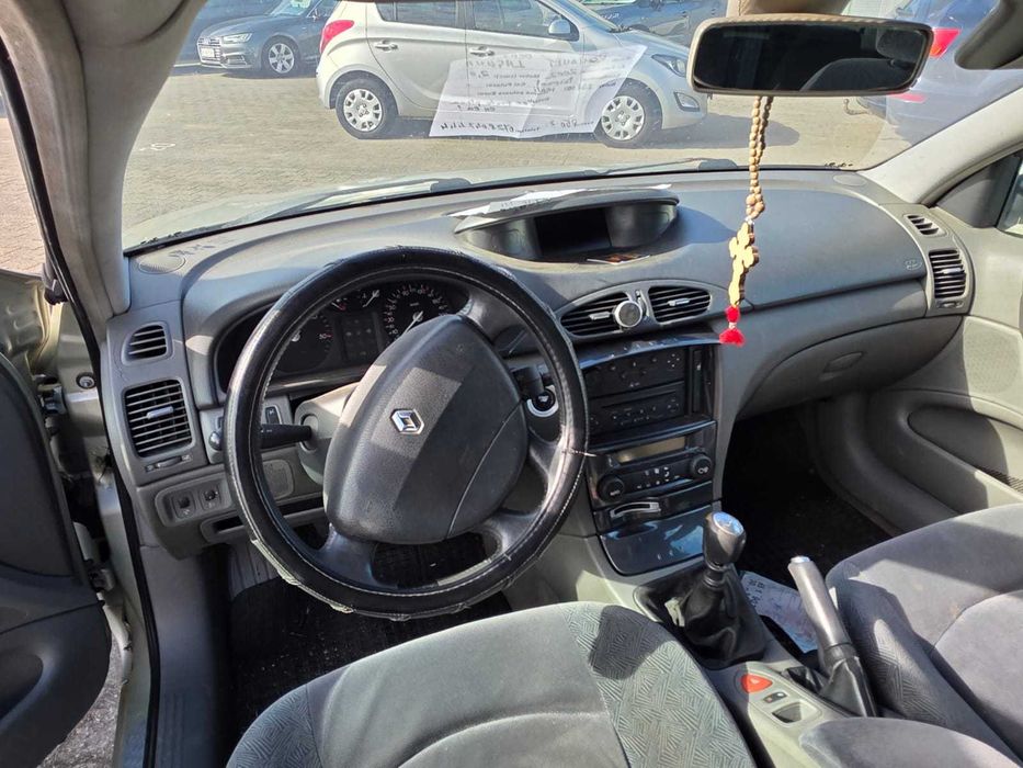 RENAULT Laguna 2002 — imagine 5