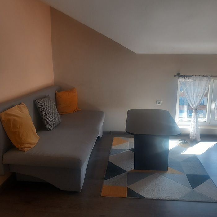 Дава се под наем Етаж от къща в Левски - 65 кв.м за 398.82 € - Снимка #3