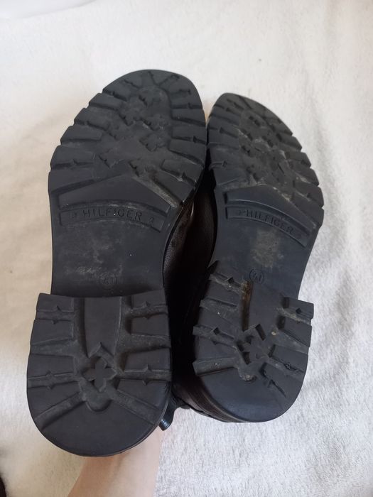 Ghete Tommy Hilfiger nr 41