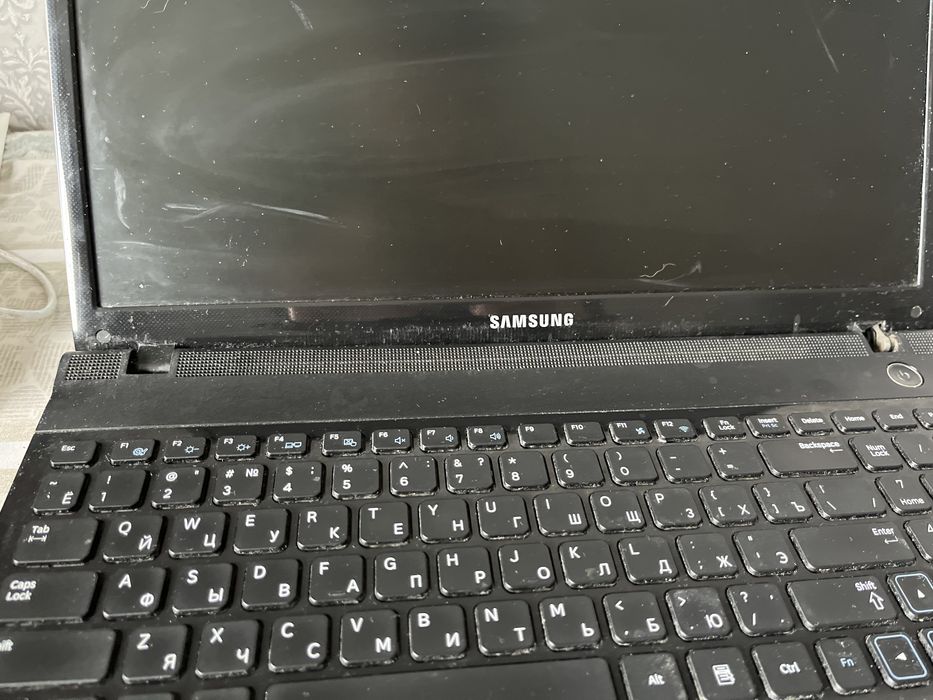 Ноутбук Samsung б/у