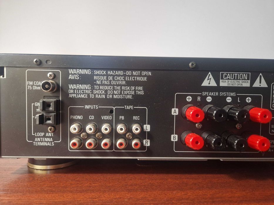 Denon DRA-385RD Receiver Stereo | Phono | Tuner cu defect parțial