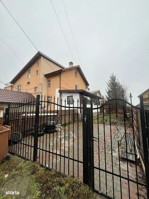 Apartament 110 mp în vilă | Plopii Fără Soț – Bucium | Curte proprie |