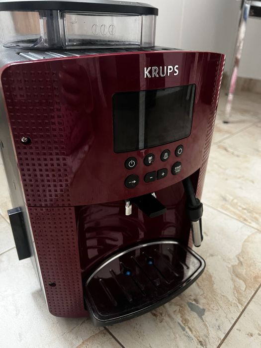 Espressor automat KRUPS Essential EA816570