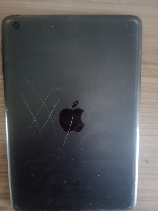 Продам Apple ipad5 mini