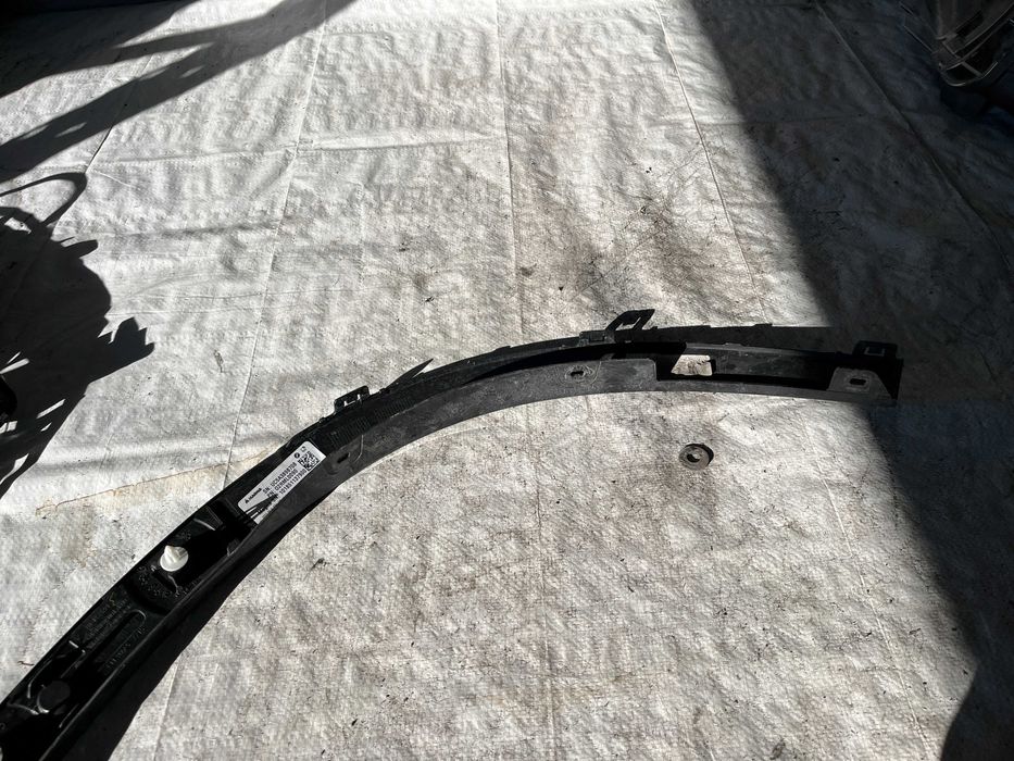 2 броя Вежда BMW X1 U11